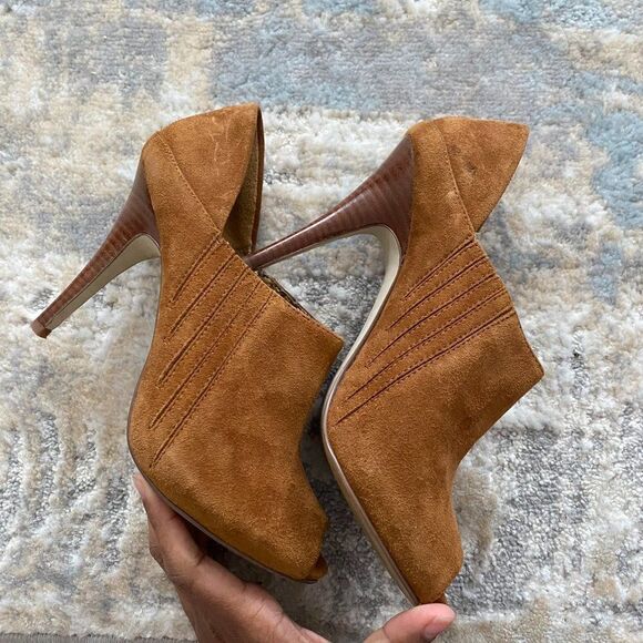 GUESS Ankle Open Toe Booties Suede Heels Boots Sz 6.5 - Picture 6 of 6